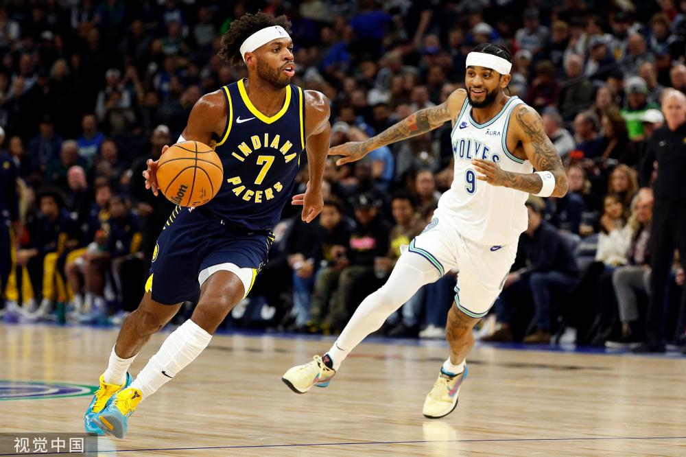 功向人们展 功向人们展